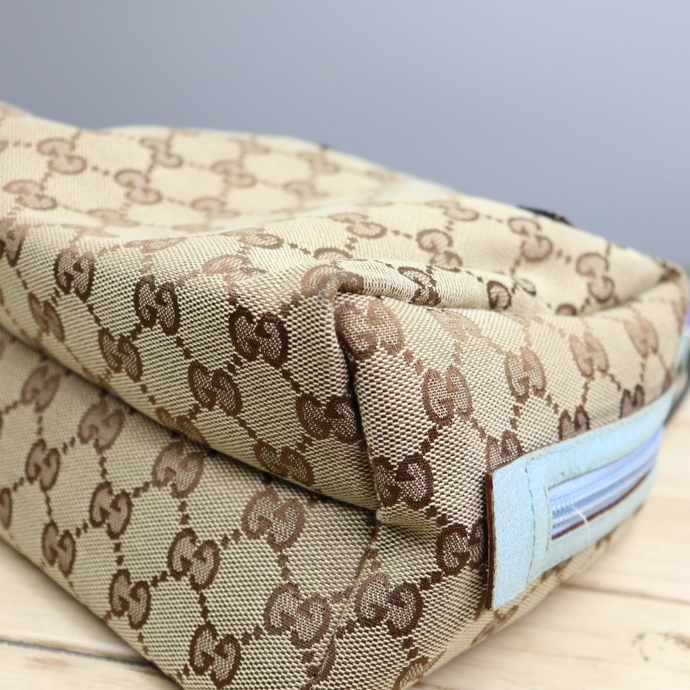 Sold💜Gucci Mini Handbag - Picture 7 of 14